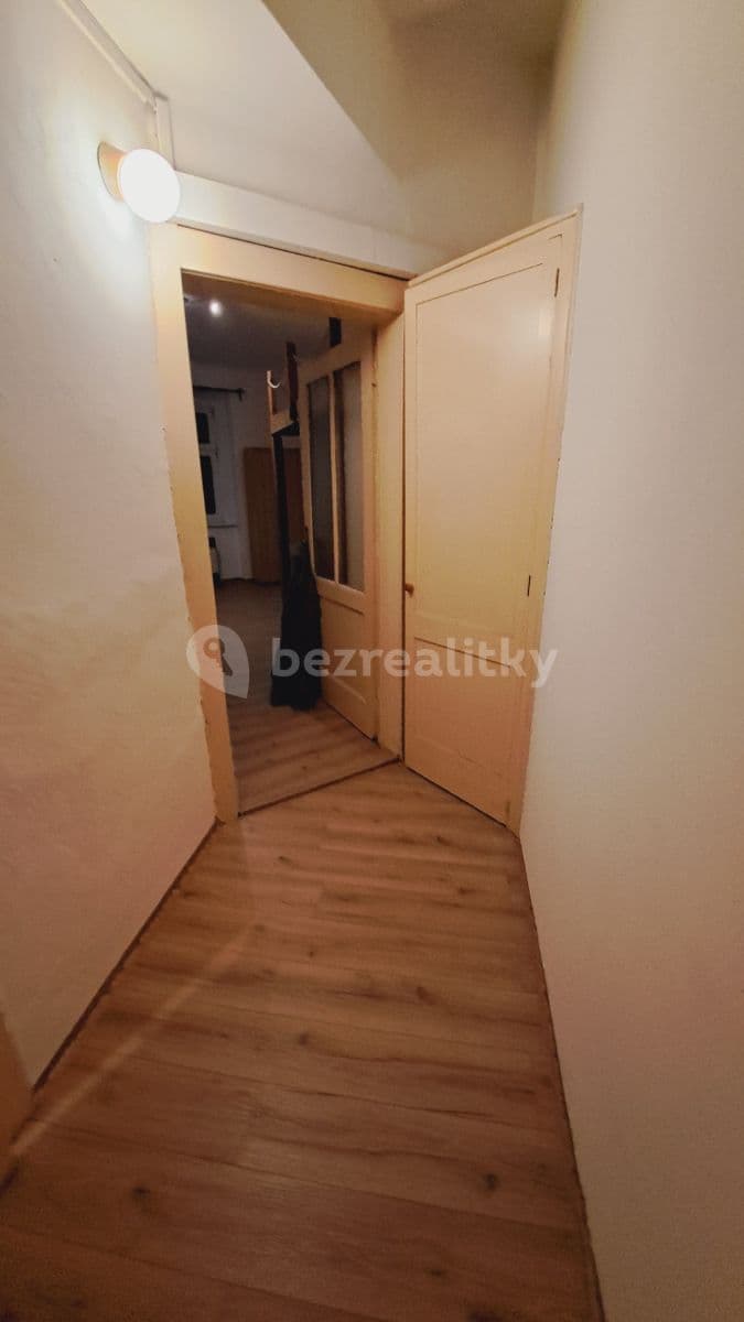 Studio flat to rent, 30 m², U Křížku, Prague, Prague Studio flat to rent, 30 m², U Křížku, Prague, Prague