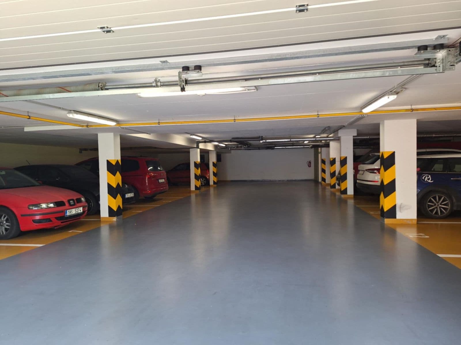 1 bedroom with open-plan kitchen flat to rent, 54 m², Václava Trojana, Prague, Prague 1 bedroom with open-plan kitchen flat to rent, 54 m², Václava Trojana, Prague, Prague