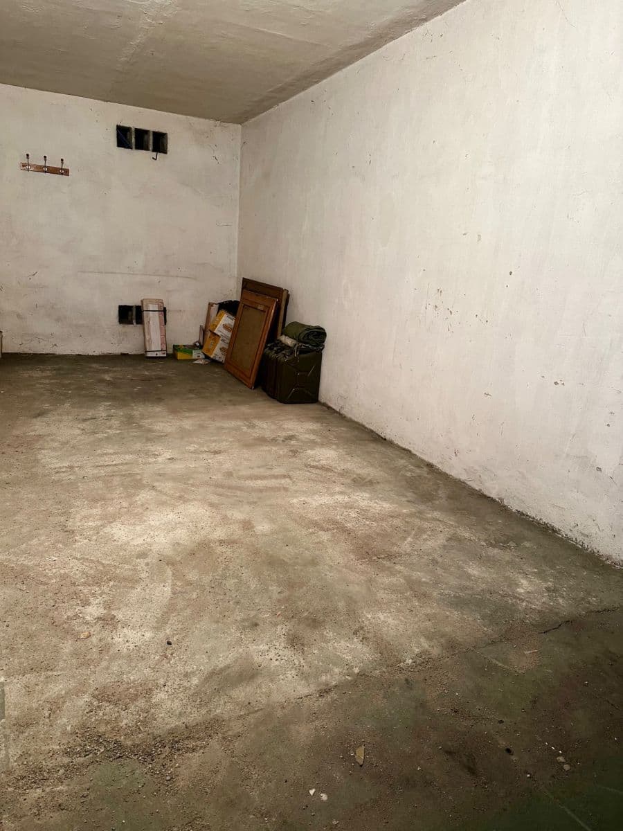 garage for sale, 13 m², Pardubice, Pardubický Region garage for sale, 13 m², Pardubice, Pardubický Region