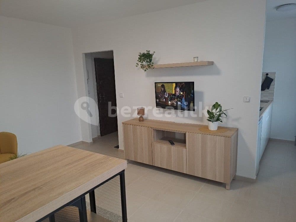 1 bedroom flat to rent, 32 m², Varnsdorfská, Prague, Prague 1 bedroom flat to rent, 32 m², Varnsdorfská, Prague, Prague