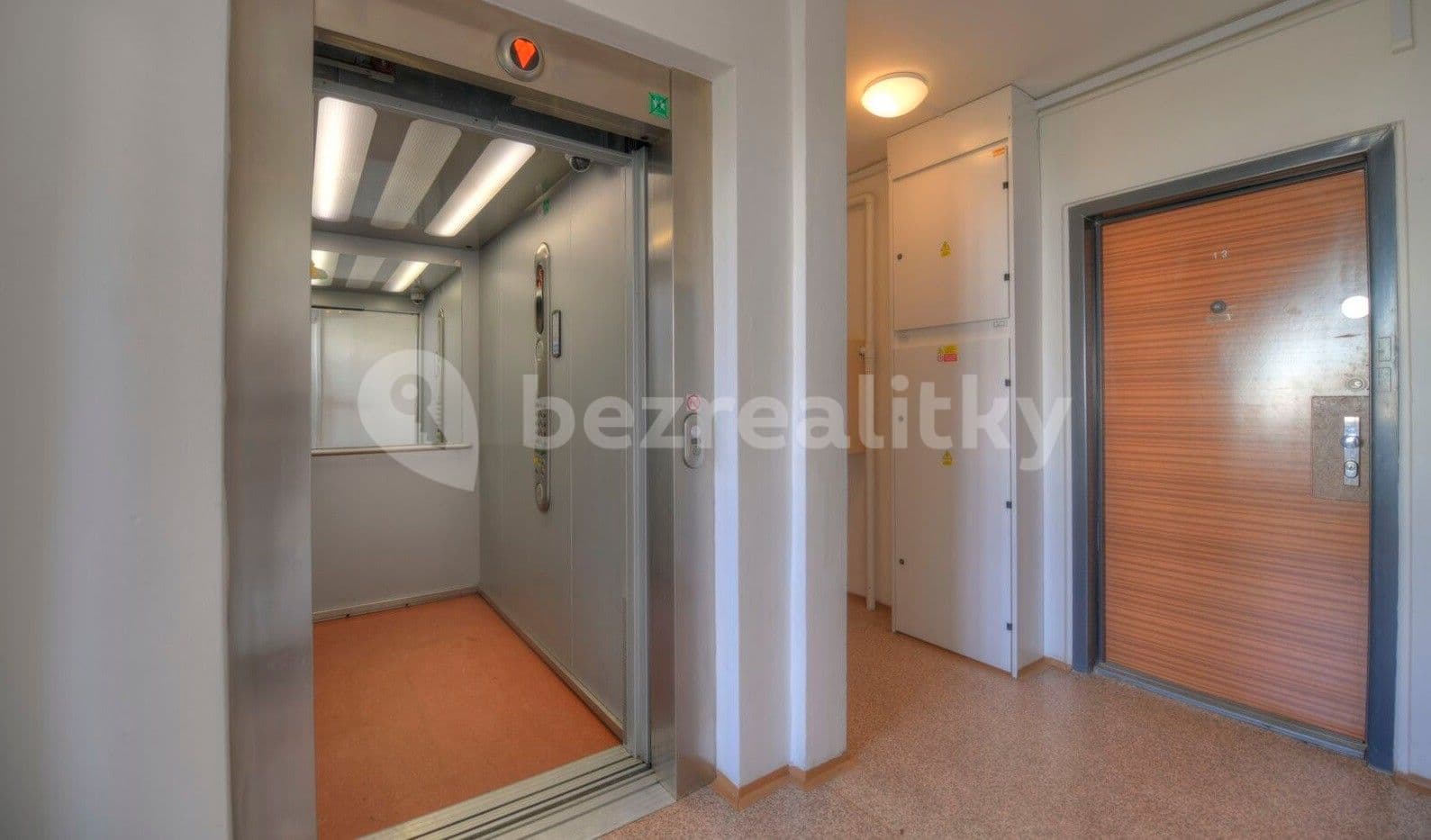 1 bedroom with open-plan kitchen flat to rent, 41 m², Mnichovická, Prague, Prague 1 bedroom with open-plan kitchen flat to rent, 41 m², Mnichovická, Prague, Prague