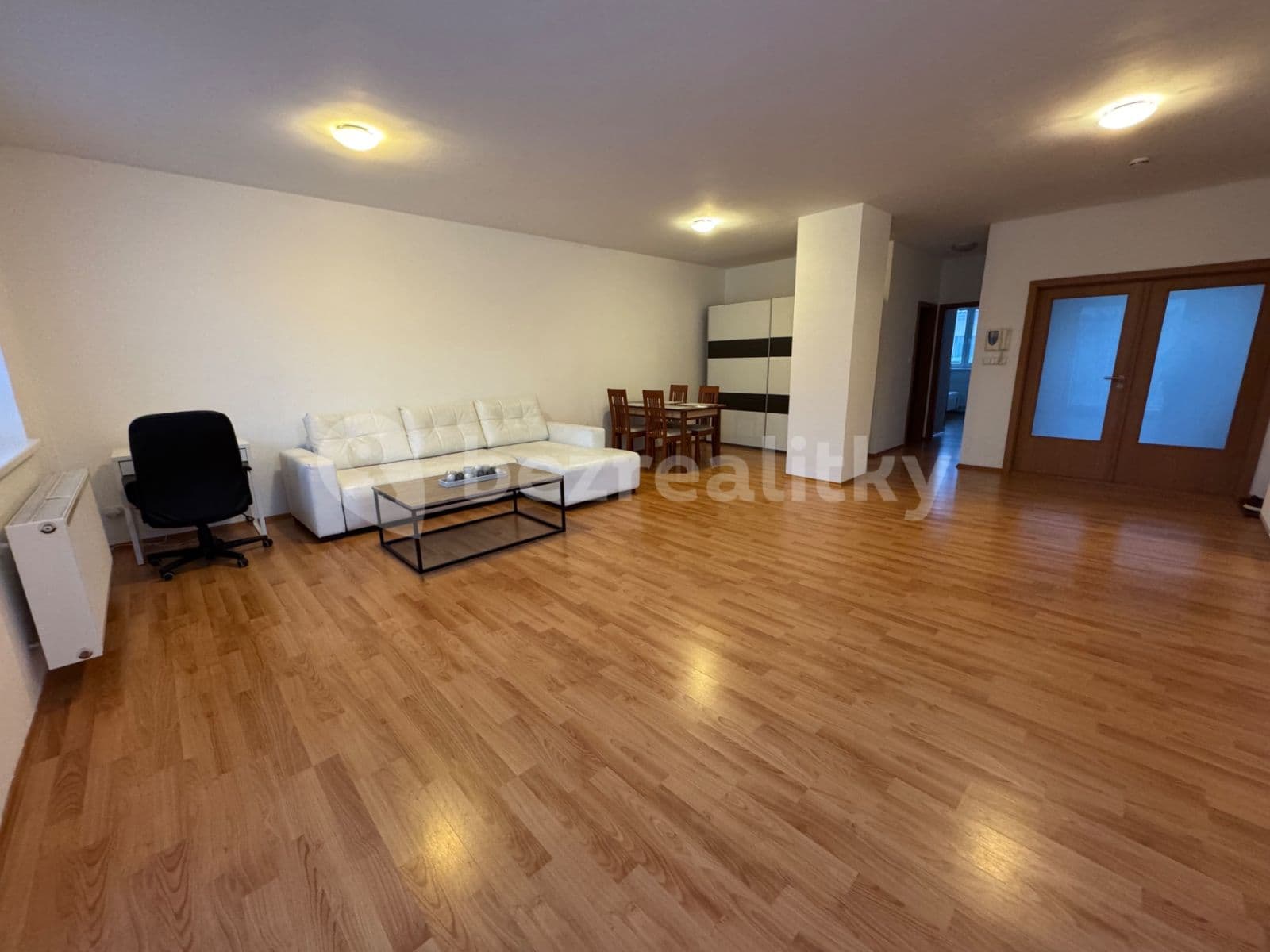 2 bedroom flat to rent, 81 m², Pivoňkova, Brno, Jihomoravský Region 2 bedroom flat to rent, 81 m², Pivoňkova, Brno, Jihomoravský Region