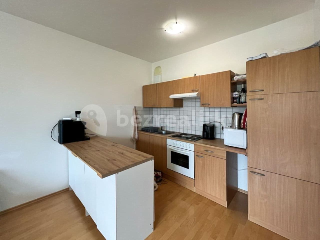1 bedroom with open-plan kitchen flat to rent, 59 m², Chlebovická, Prague, Prague 1 bedroom with open-plan kitchen flat to rent, 59 m², Chlebovická, Prague, Prague