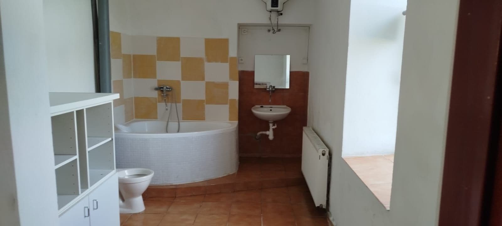 3 bedroom with open-plan kitchen flat to rent, 101 m², Hospozín, Středočeský Region 3 bedroom with open-plan kitchen flat to rent, 101 m², Hospozín, Středočeský Region