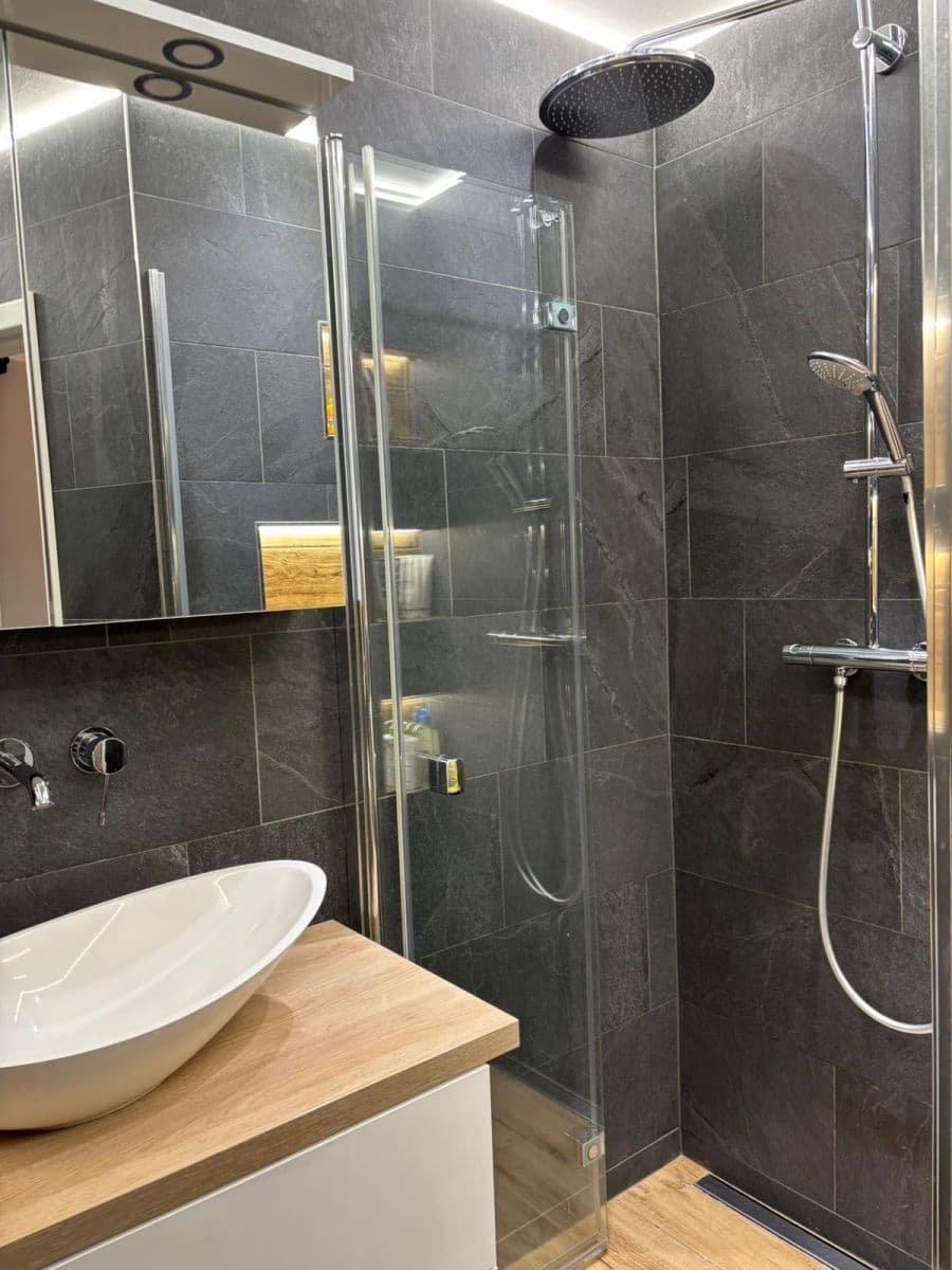 2 bedroom with open-plan kitchen flat to rent, 66 m², Ruzyňská, Prague, Prague 2 bedroom with open-plan kitchen flat to rent, 66 m², Ruzyňská, Prague, Prague