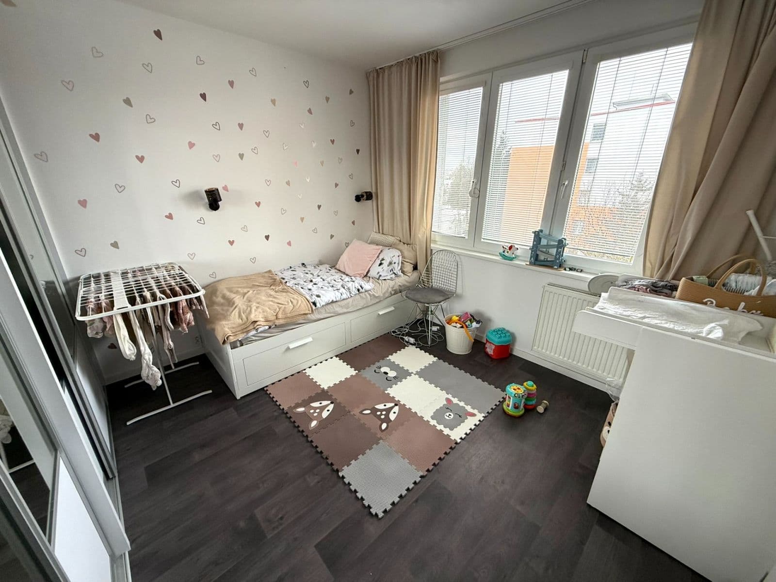 2 bedroom with open-plan kitchen flat to rent, 66 m², Ruzyňská, Prague, Prague 2 bedroom with open-plan kitchen flat to rent, 66 m², Ruzyňská, Prague, Prague