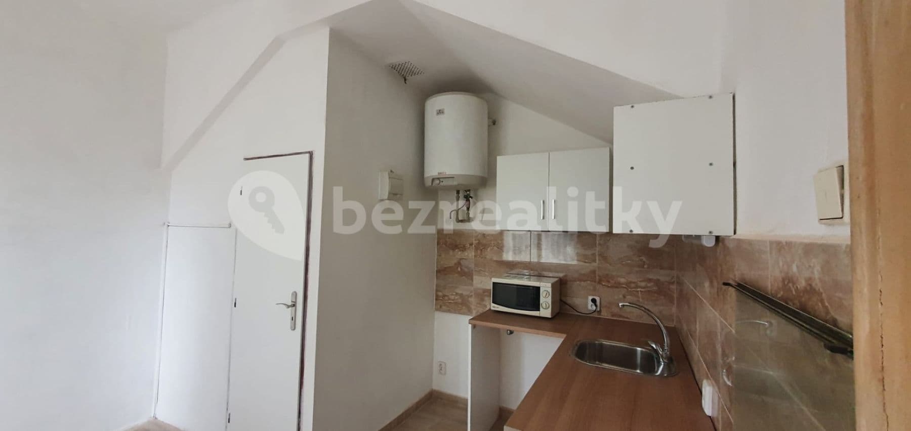 1 bedroom flat to rent, 44 m², Nad Malým mýtem, Prague, Prague 1 bedroom flat to rent, 44 m², Nad Malým mýtem, Prague, Prague