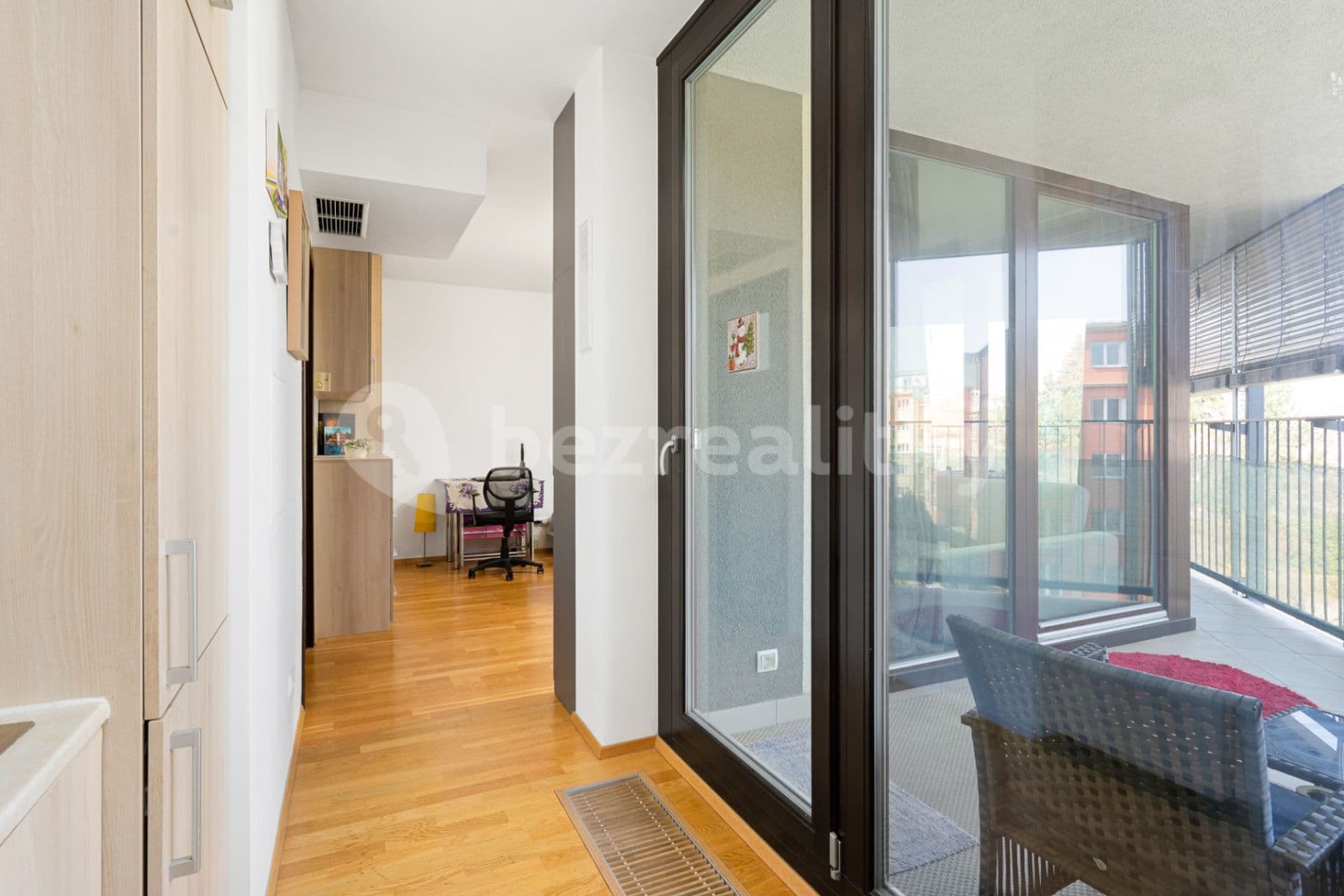 Studio flat to rent, 40 m², Malešická, Prague, Prague Studio flat to rent, 40 m², Malešická, Prague, Prague