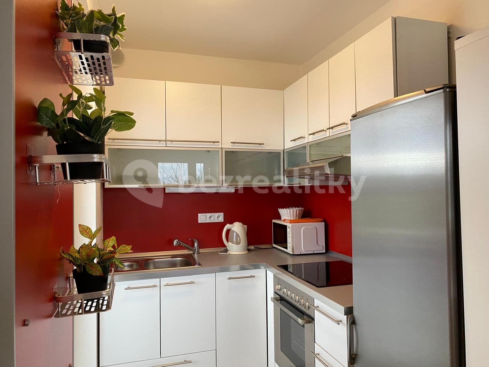 Studio flat to rent, 38 m², V Osikách, Prague, Prague Studio flat to rent, 38 m², V Osikách, Prague, Prague