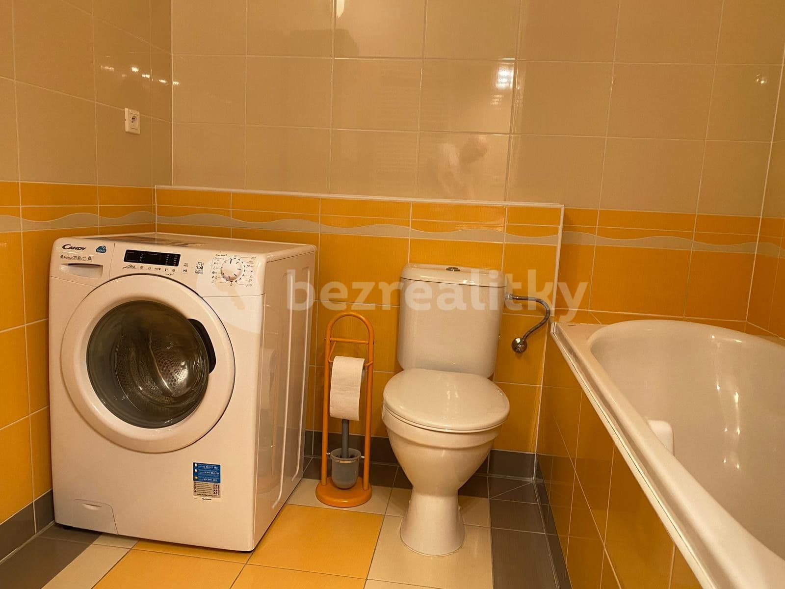 Studio flat to rent, 38 m², V Osikách, Prague, Prague Studio flat to rent, 38 m², V Osikách, Prague, Prague