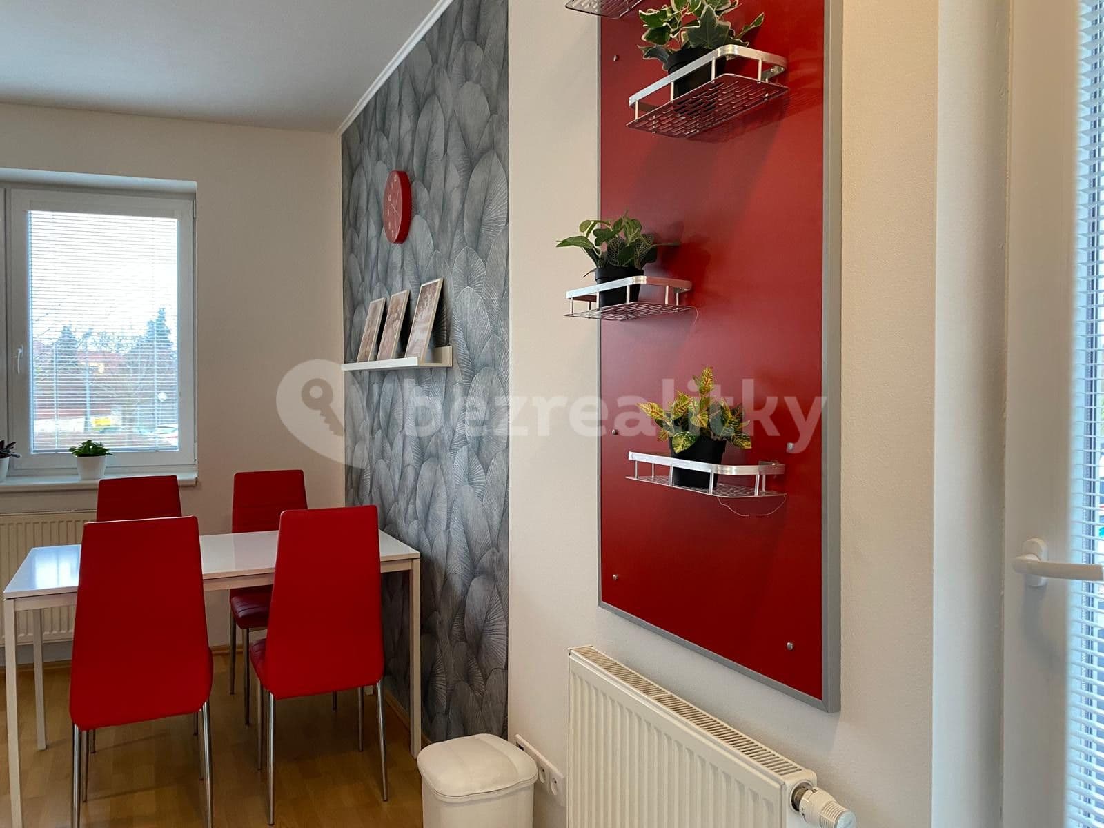 Studio flat to rent, 38 m², V Osikách, Prague, Prague Studio flat to rent, 38 m², V Osikách, Prague, Prague