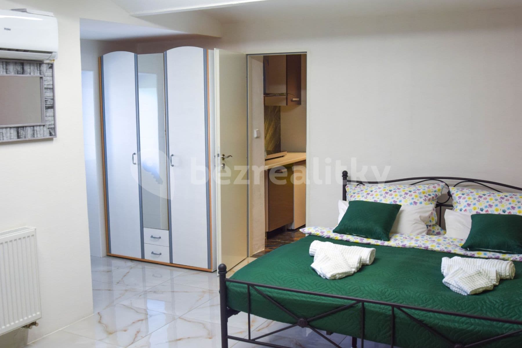 1 bedroom with open-plan kitchen flat to rent, 36 m², Nesvačilka, Jihomoravský Region 1 bedroom with open-plan kitchen flat to rent, 36 m², Nesvačilka, Jihomoravský Region