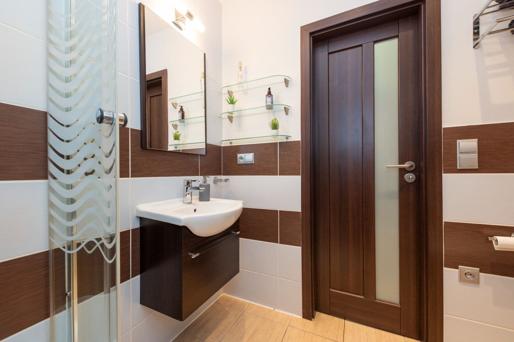 1 bedroom with open-plan kitchen flat to rent, 39 m², Štúrova, Prague, Prague 1 bedroom with open-plan kitchen flat to rent, 39 m², Štúrova, Prague, Prague