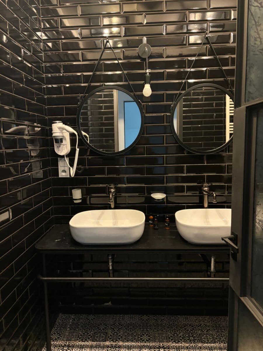 2 bedroom with open-plan kitchen flat to rent, 127 m², Revoluční, Prague, Prague 2 bedroom with open-plan kitchen flat to rent, 127 m², Revoluční, Prague, Prague