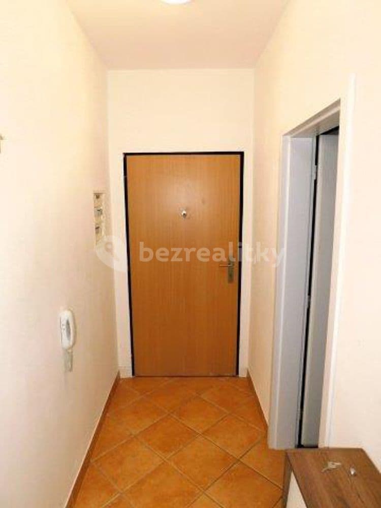 Studio flat to rent, 45 m², Baráčnická, Ústí nad Labem, Ústecký Region Studio flat to rent, 45 m², Baráčnická, Ústí nad Labem, Ústecký Region