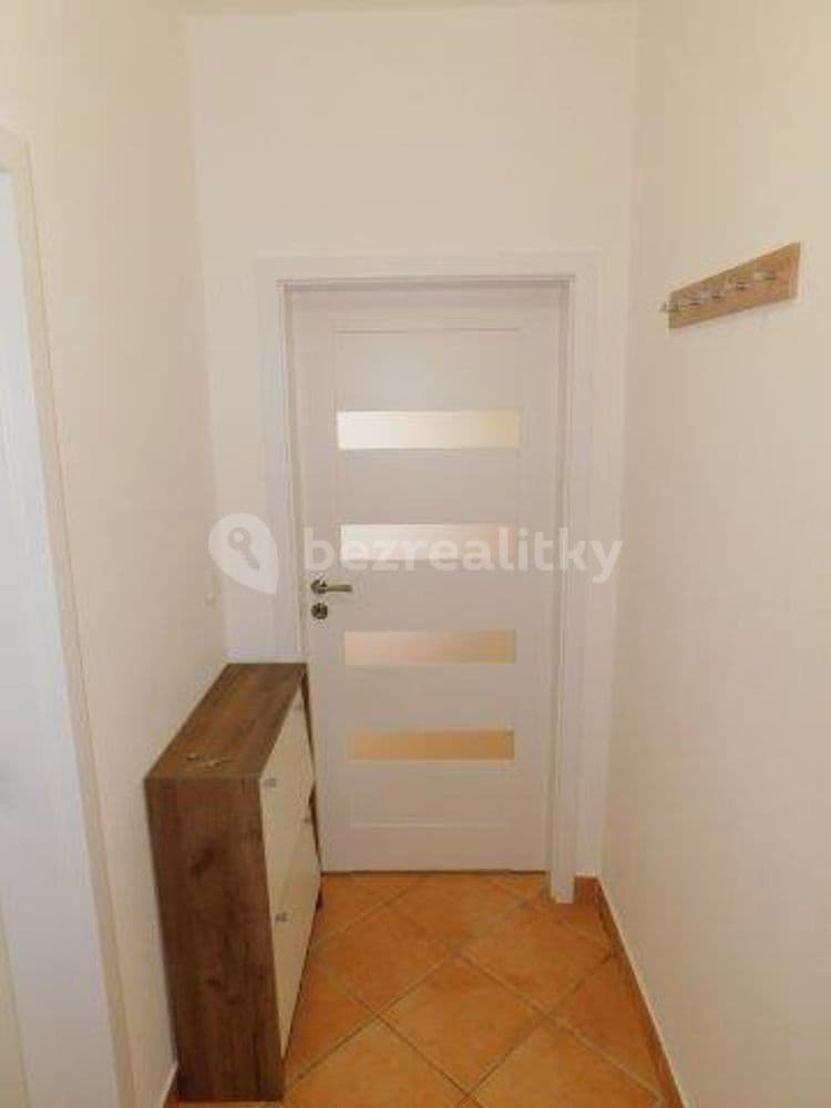 Studio flat to rent, 45 m², Baráčnická, Ústí nad Labem, Ústecký Region Studio flat to rent, 45 m², Baráčnická, Ústí nad Labem, Ústecký Region