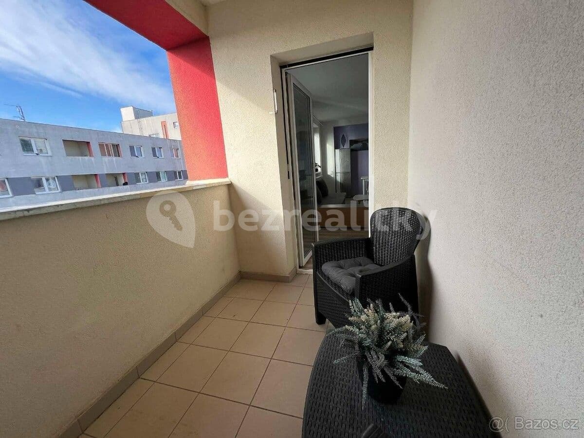 Studio flat to rent, 38 m², Bořenovská, Holešov, Zlínský Region Studio flat to rent, 38 m², Bořenovská, Holešov, Zlínský Region