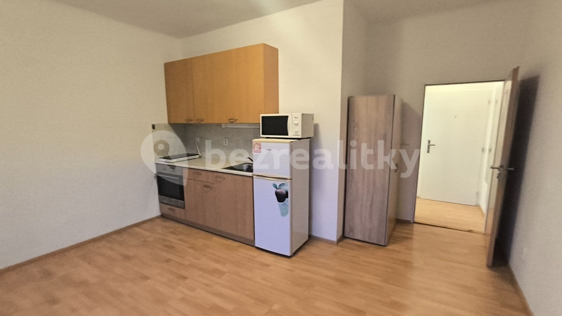 1 bedroom with open-plan kitchen flat to rent, 44 m², Pastrnkova, Brno, Jihomoravský Region 1 bedroom with open-plan kitchen flat to rent, 44 m², Pastrnkova, Brno, Jihomoravský Region