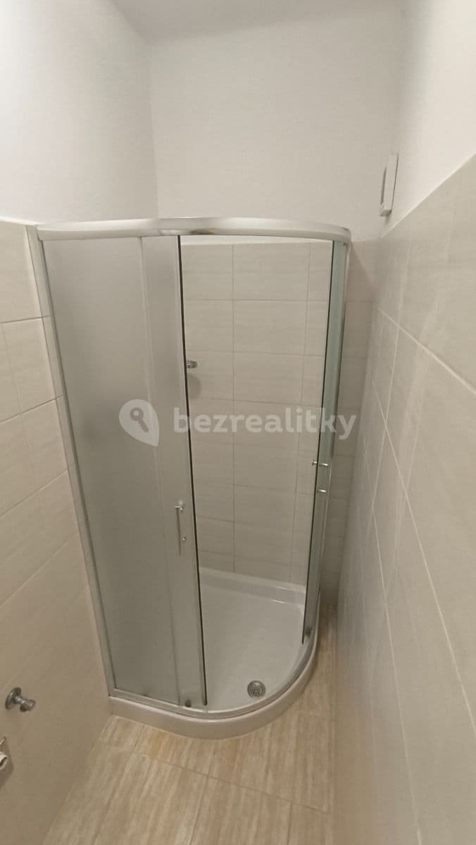 1 bedroom with open-plan kitchen flat to rent, 44 m², Pastrnkova, Brno, Jihomoravský Region 1 bedroom with open-plan kitchen flat to rent, 44 m², Pastrnkova, Brno, Jihomoravský Region