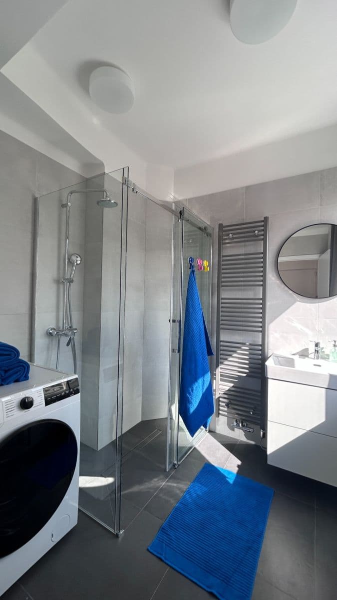 1 bedroom with open-plan kitchen flat for sale, 53 m², Viklefova, Prague, Prague 1 bedroom with open-plan kitchen flat for sale, 53 m², Viklefova, Prague, Prague