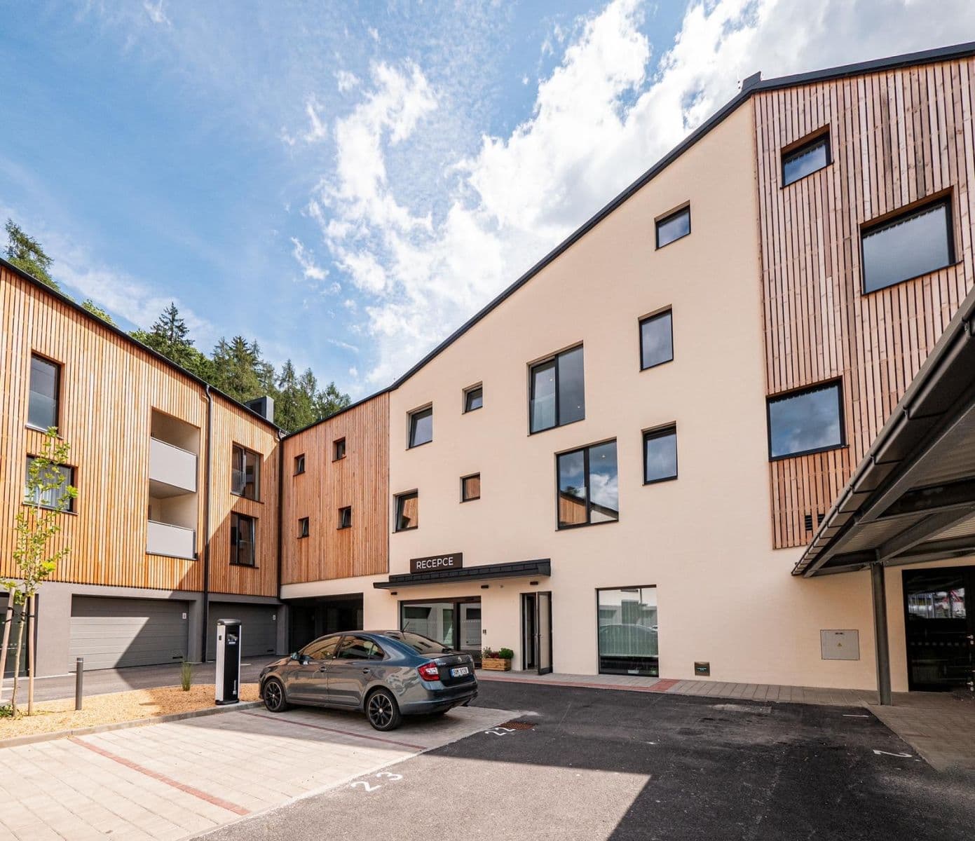 2 bedroom with open-plan kitchen flat for sale, 80 m², Horská, Vrchlabí, Královéhradecký Region 2 bedroom with open-plan kitchen flat for sale, 80 m², Horská, Vrchlabí, Královéhradecký Region