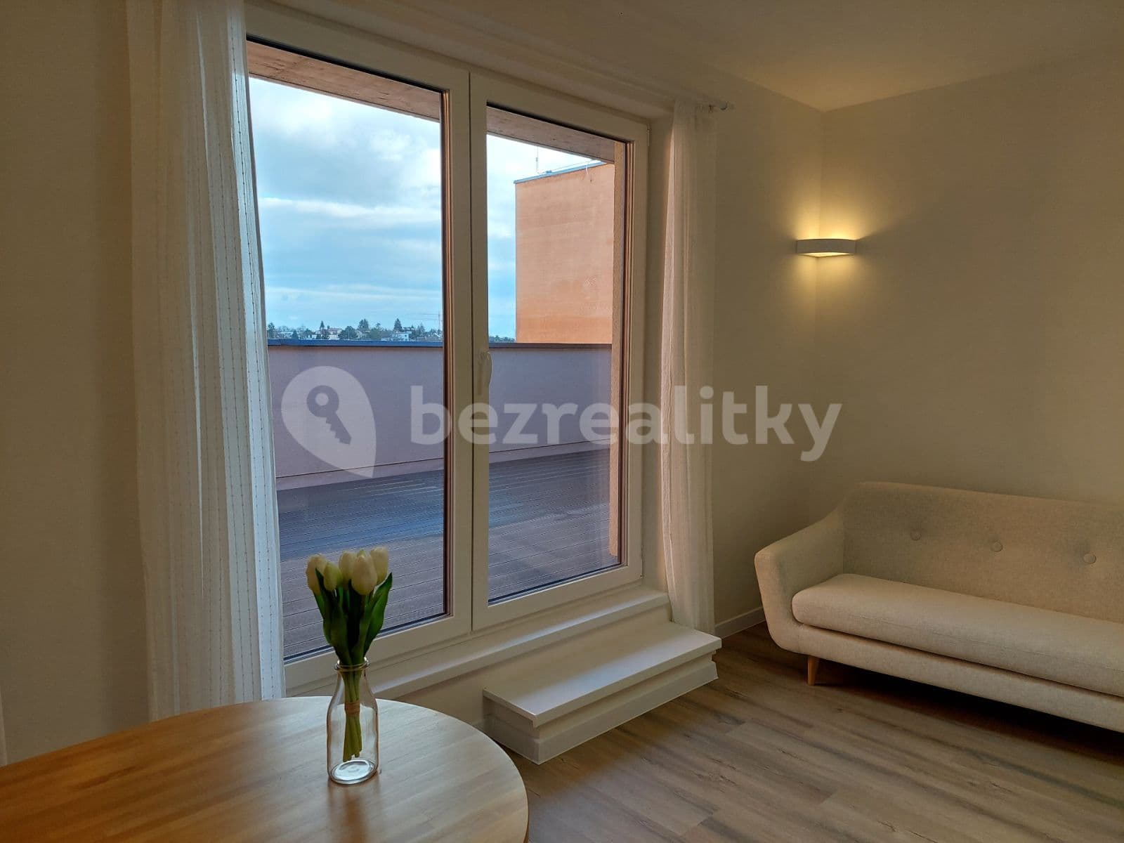 1 bedroom with open-plan kitchen flat to rent, 41 m², Prague, Prague 1 bedroom with open-plan kitchen flat to rent, 41 m², Prague, Prague