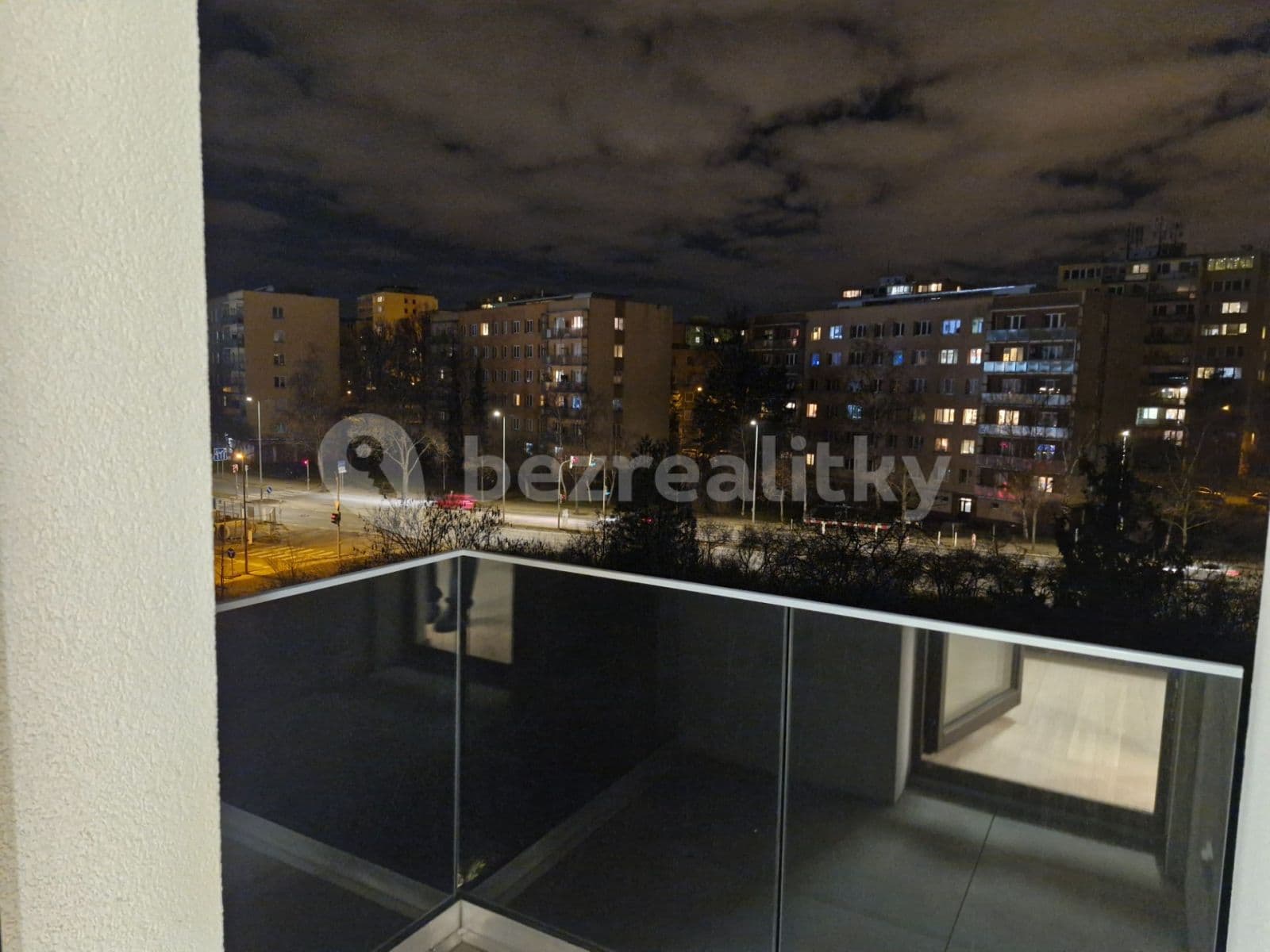 Studio flat to rent, 40 m², V Třešňovce, Prague, Prague Studio flat to rent, 40 m², V Třešňovce, Prague, Prague