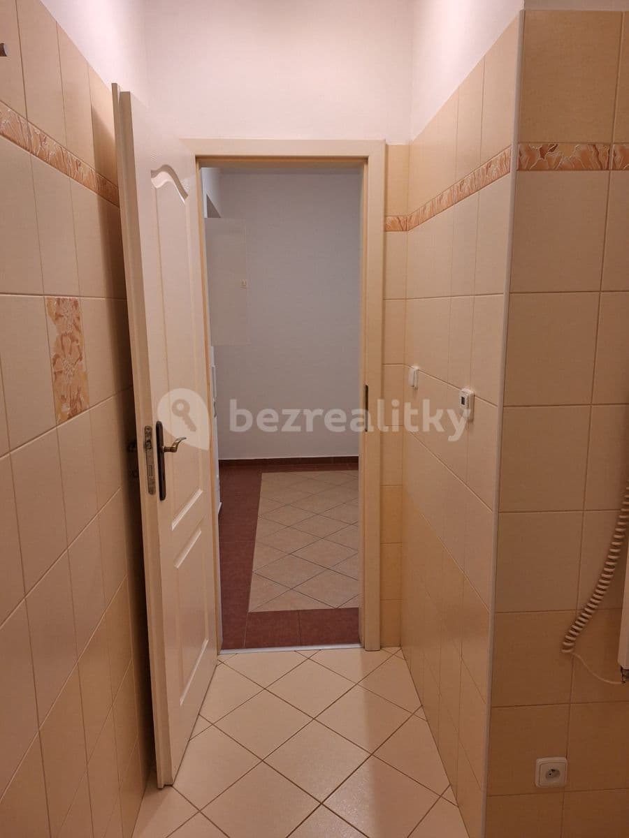 2 bedroom flat to rent, 57 m², Úhonická, Jeneč, Středočeský Region 2 bedroom flat to rent, 57 m², Úhonická, Jeneč, Středočeský Region