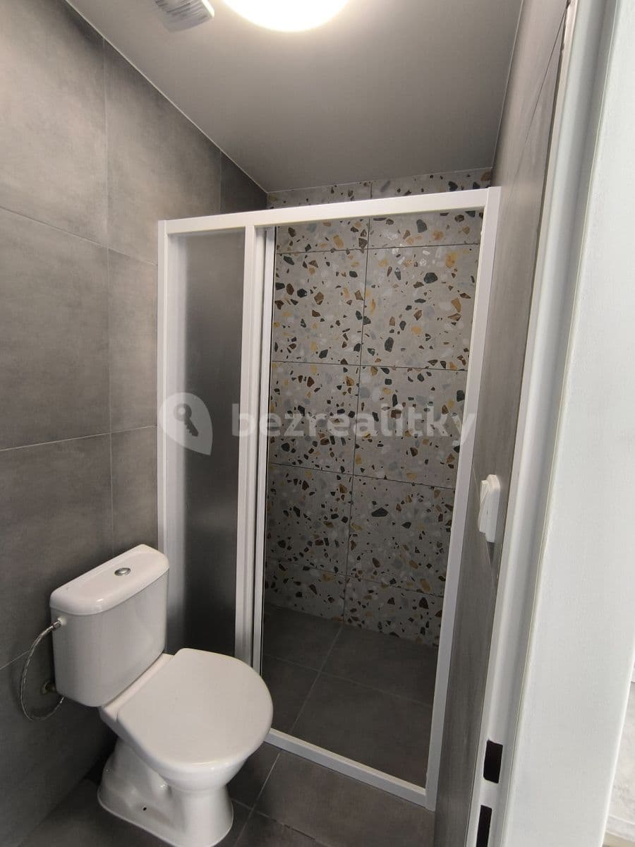 Studio flat to rent, 20 m², Jasmínová, Prague, Prague Studio flat to rent, 20 m², Jasmínová, Prague, Prague