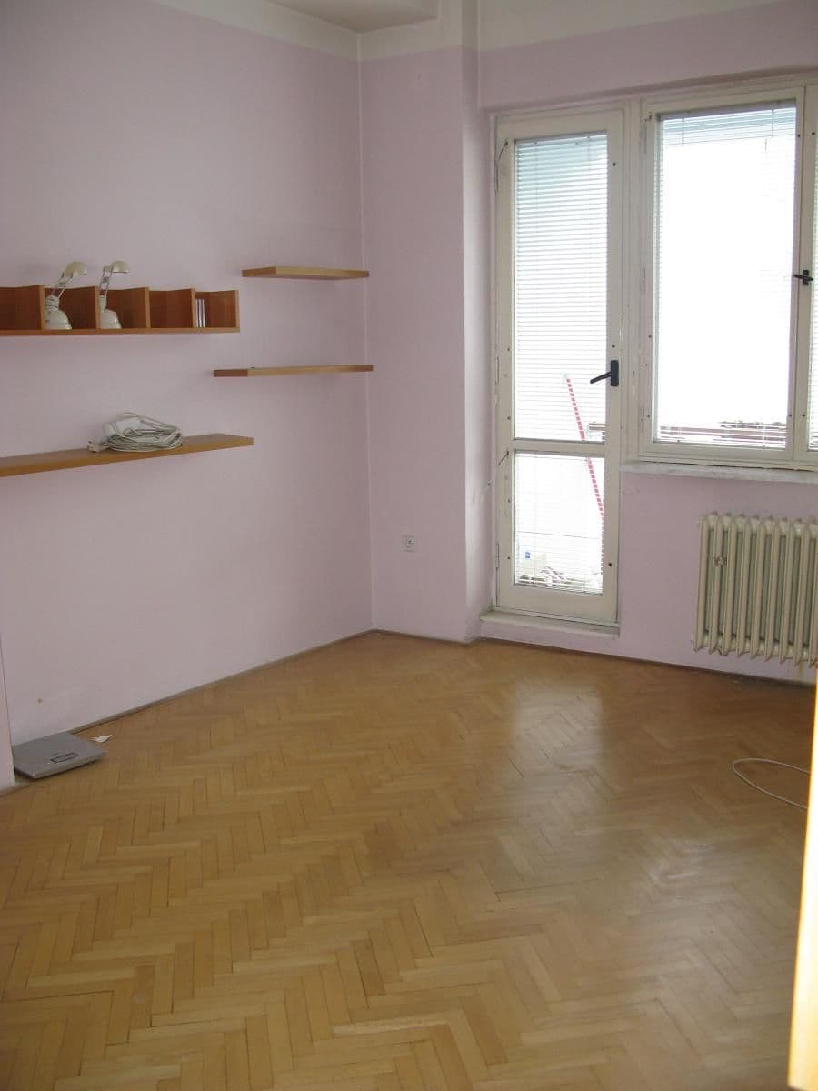 2 bedroom flat to rent, 68 m², Václavská, Prague, Prague 2 bedroom flat to rent, 68 m², Václavská, Prague, Prague