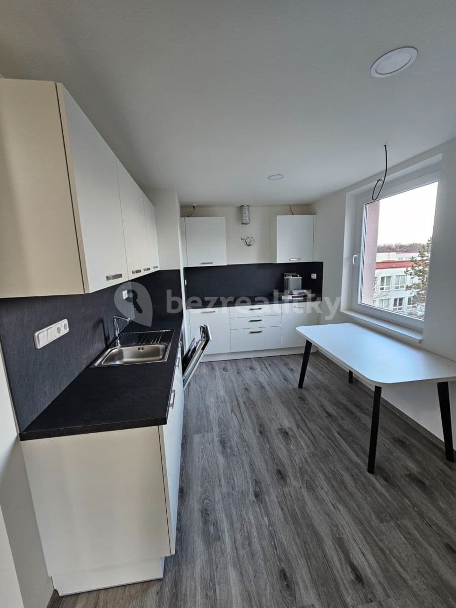 3 bedroom flat to rent, 68 m², Na Křivině, Prague, Prague 3 bedroom flat to rent, 68 m², Na Křivině, Prague, Prague