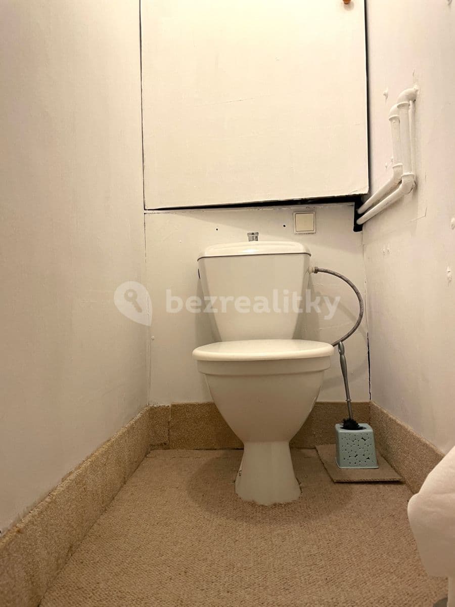 3 bedroom flat to rent, 74 m², Jílovská, Prague, Prague 3 bedroom flat to rent, 74 m², Jílovská, Prague, Prague