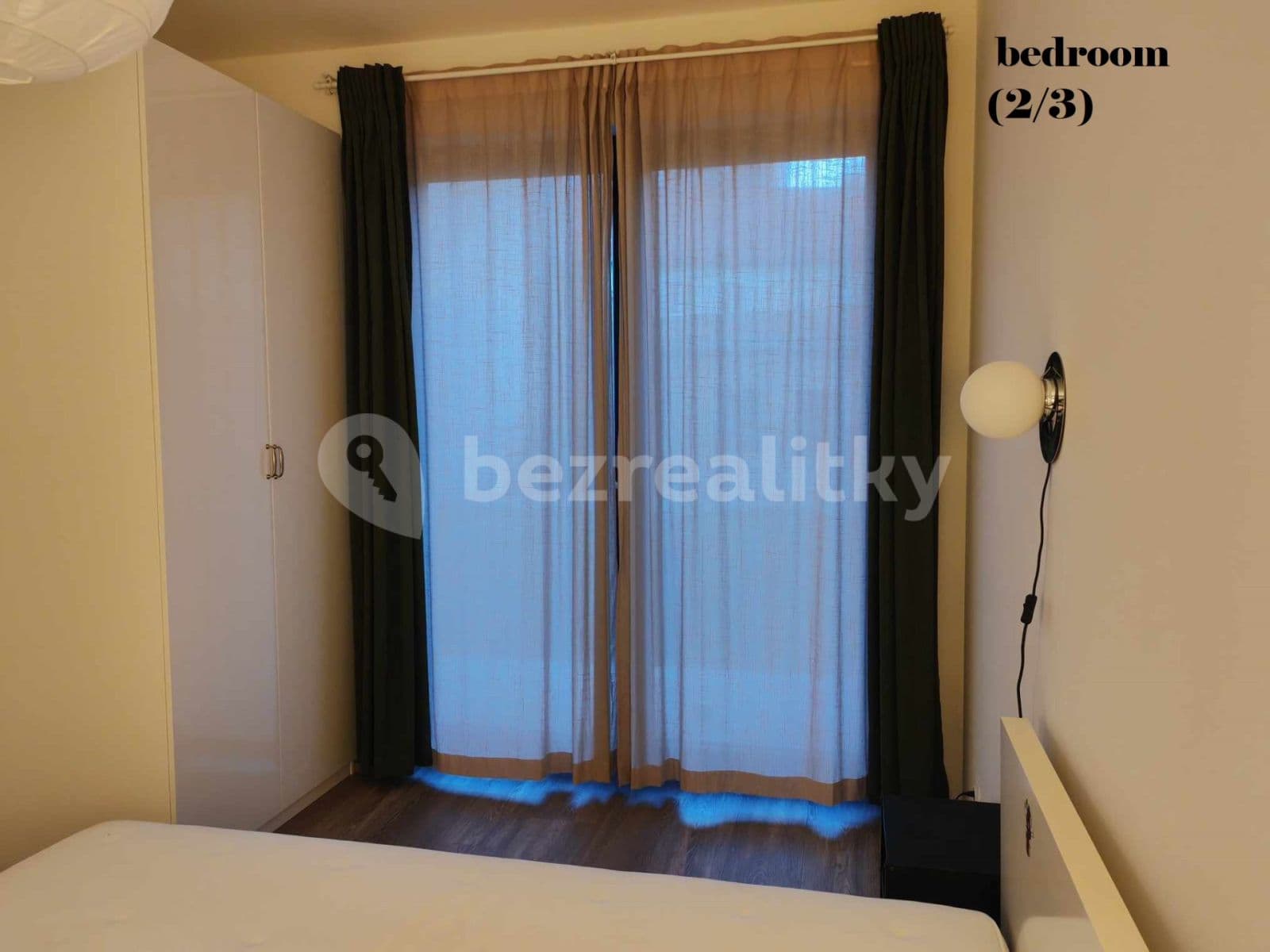 1 bedroom with open-plan kitchen flat to rent, 50 m², Vojenova, Prague, Prague 1 bedroom with open-plan kitchen flat to rent, 50 m², Vojenova, Prague, Prague