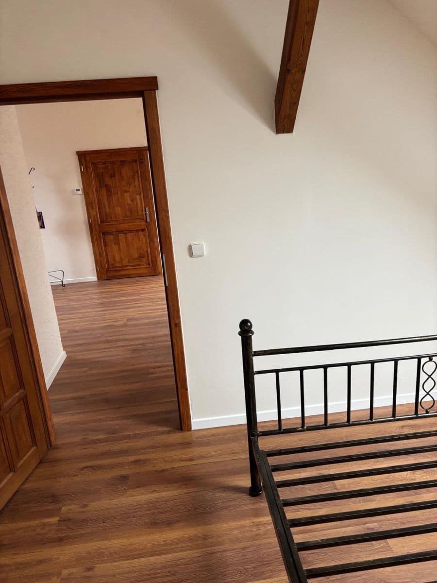 2 bedroom with open-plan kitchen flat to rent, 98 m², Na Potocích, Radnice, Plzeňský Region 2 bedroom with open-plan kitchen flat to rent, 98 m², Na Potocích, Radnice, Plzeňský Region