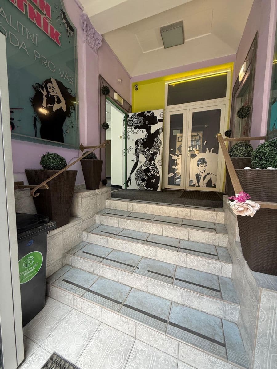 non-residential property to rent, 70 m², Koterovská, Plzeň, Plzeňský Region non-residential property to rent, 70 m², Koterovská, Plzeň, Plzeňský Region