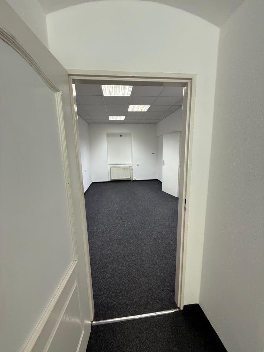 non-residential property to rent, 70 m², Koterovská, Plzeň, Plzeňský Region non-residential property to rent, 70 m², Koterovská, Plzeň, Plzeňský Region