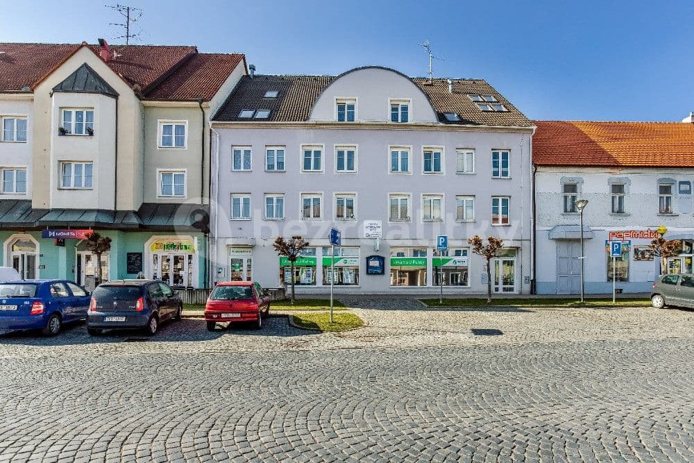 Studio flat for sale, 40 m², Náměstí míru, Protivín, Jihočeský Region Studio flat for sale, 40 m², Náměstí míru, Protivín, Jihočeský Region