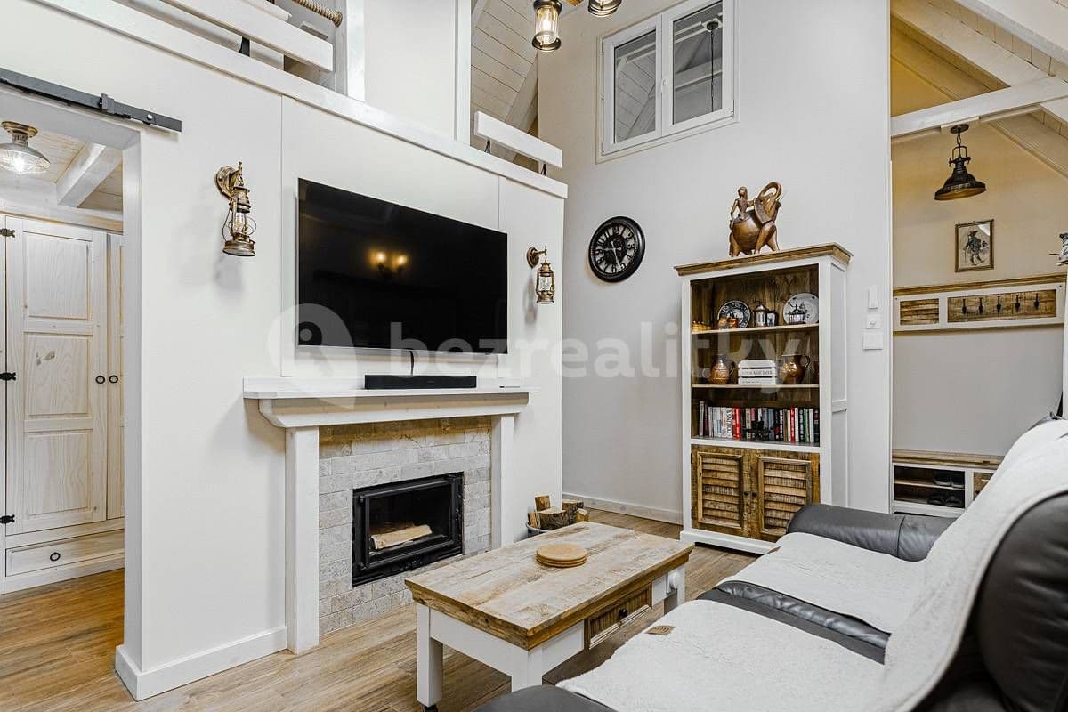 recreational property to rent, 0 m², Perštejn, Ústecký Region recreational property to rent, 0 m², Perštejn, Ústecký Region