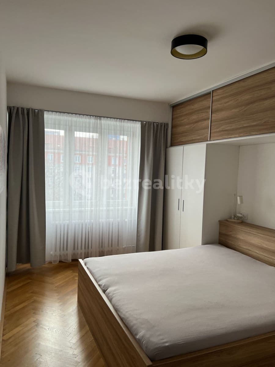 1 bedroom with open-plan kitchen flat to rent, 66 m², Botanická, Brno, Jihomoravský Region 1 bedroom with open-plan kitchen flat to rent, 66 m², Botanická, Brno, Jihomoravský Region