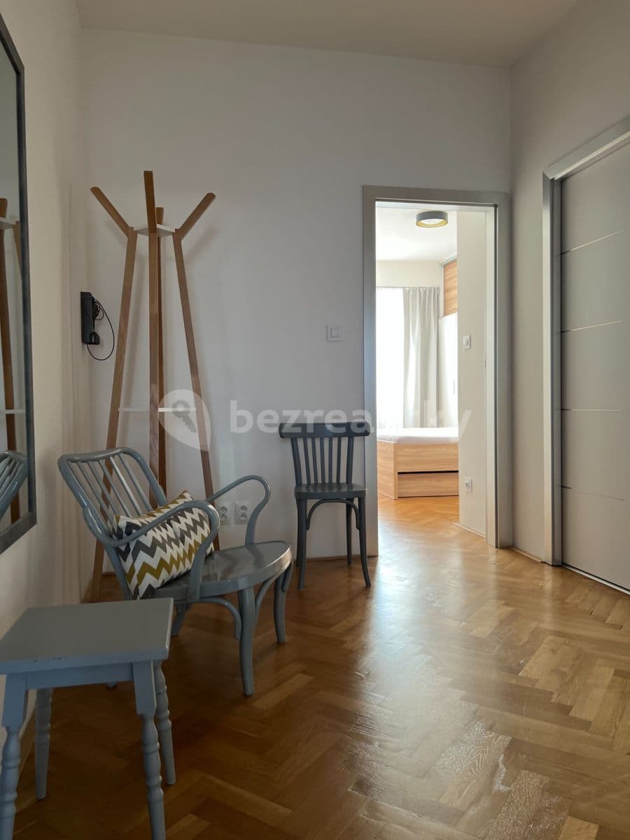 1 bedroom with open-plan kitchen flat to rent, 66 m², Botanická, Brno, Jihomoravský Region 1 bedroom with open-plan kitchen flat to rent, 66 m², Botanická, Brno, Jihomoravský Region