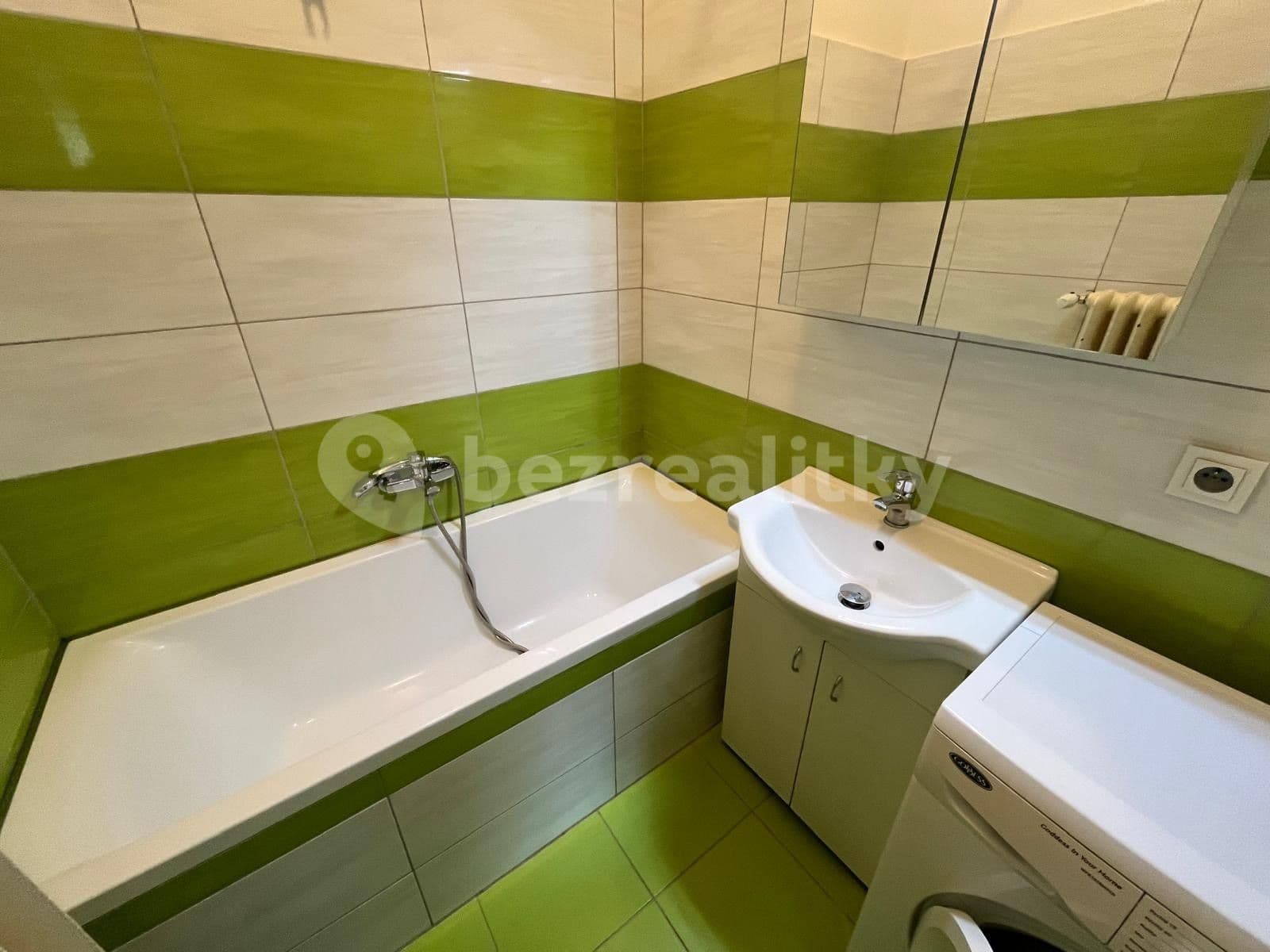 Studio flat to rent, 32 m², Donská, Prague, Prague Studio flat to rent, 32 m², Donská, Prague, Prague