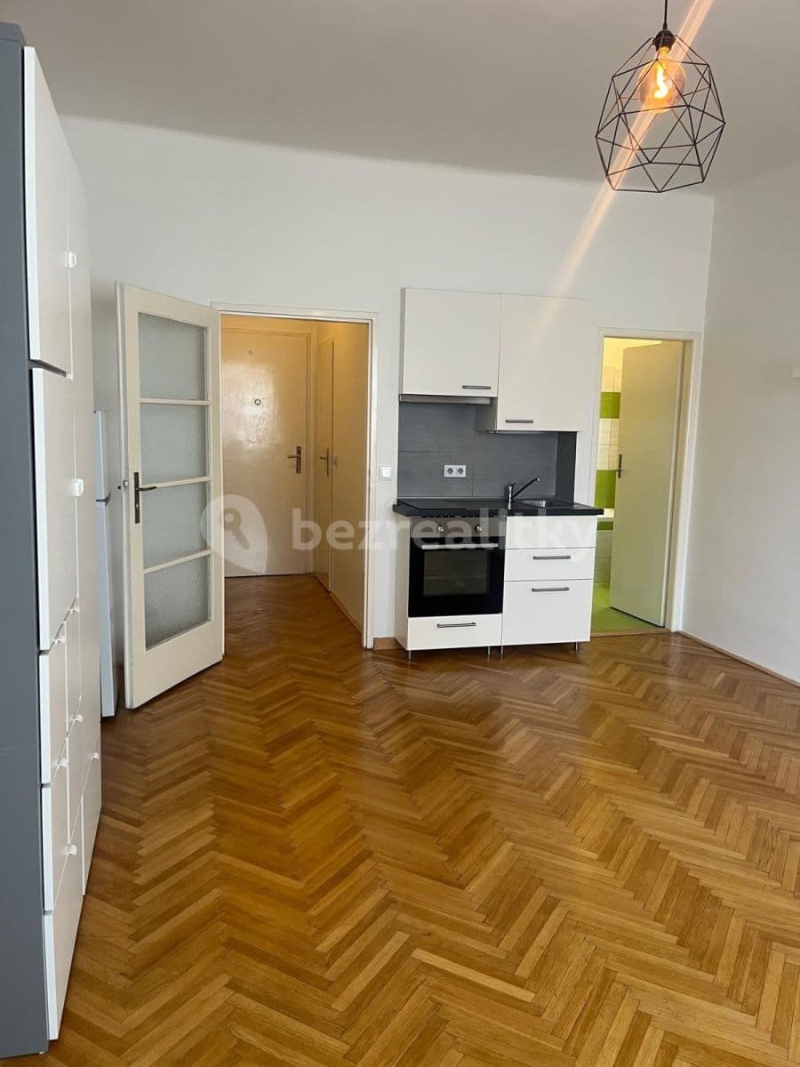 Studio flat to rent, 32 m², Donská, Prague, Prague Studio flat to rent, 32 m², Donská, Prague, Prague