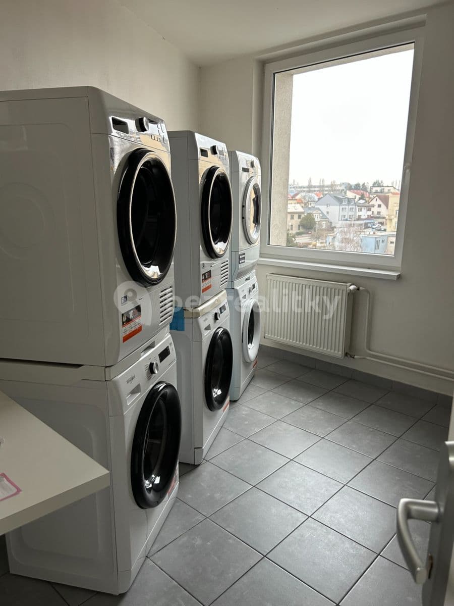 Studio flat to rent, 56 m², Hornoměcholupská, Prague, Prague Studio flat to rent, 56 m², Hornoměcholupská, Prague, Prague