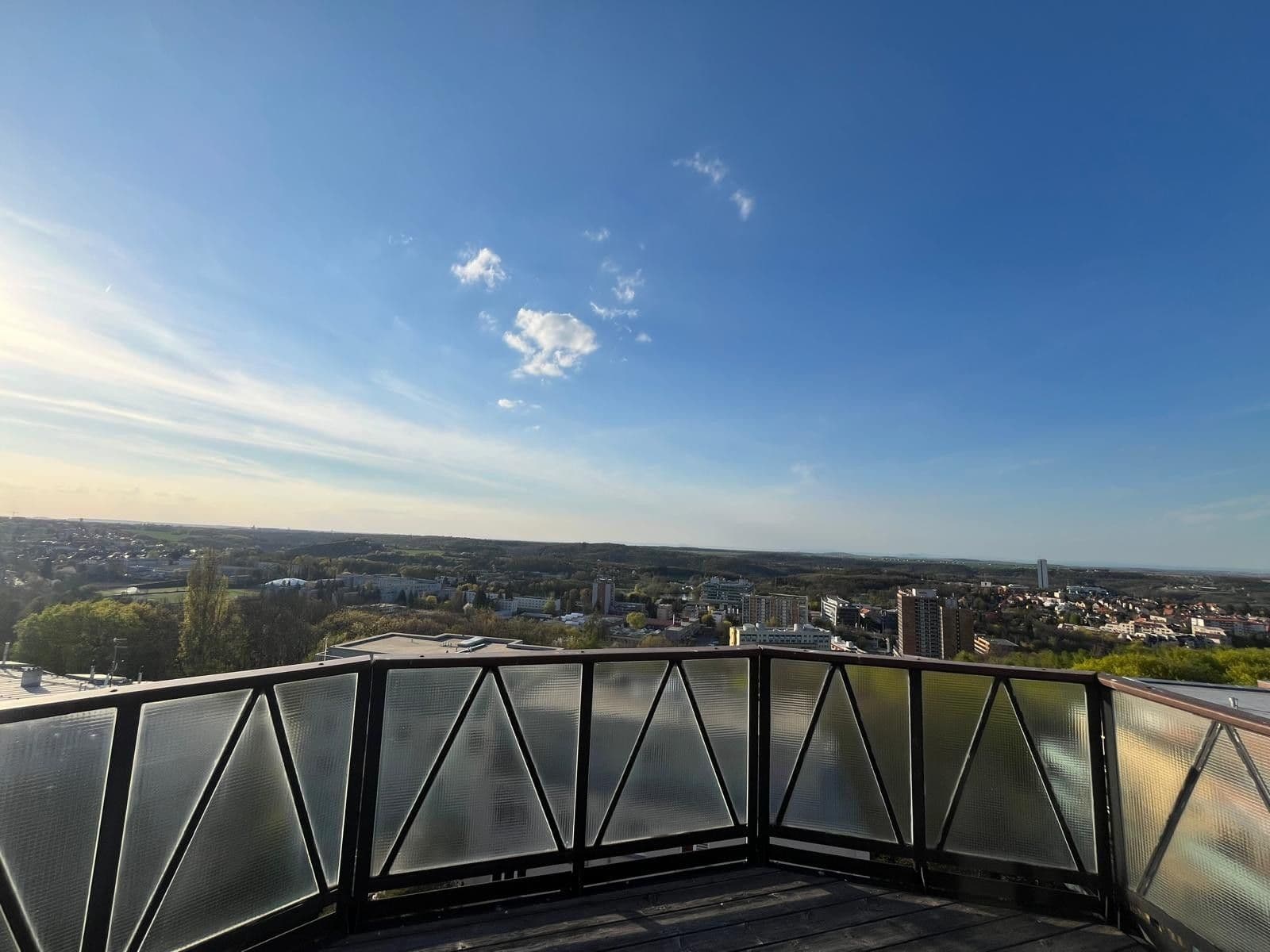 3 bedroom with open-plan kitchen flat to rent, 220 m², Na Okraji, Prague, Prague 3 bedroom with open-plan kitchen flat to rent, 220 m², Na Okraji, Prague, Prague