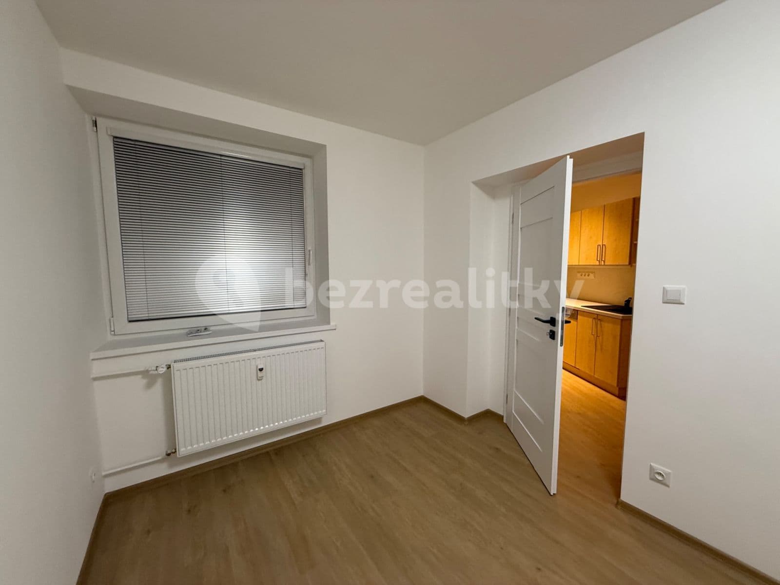 3 bedroom with open-plan kitchen flat to rent, 90 m², Škroupova, Hradec Králové, Královéhradecký Region 3 bedroom with open-plan kitchen flat to rent, 90 m², Škroupova, Hradec Králové, Královéhradecký Region