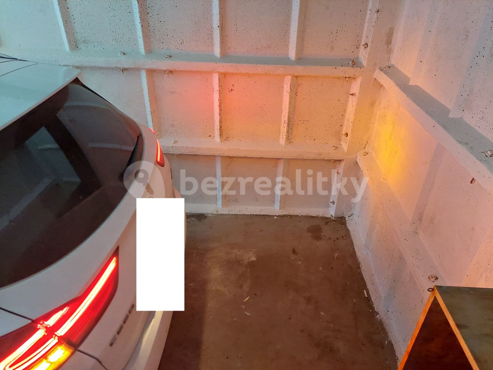 garage to rent, 19 m², Boleslavova, Prague, Prague garage to rent, 19 m², Boleslavova, Prague, Prague