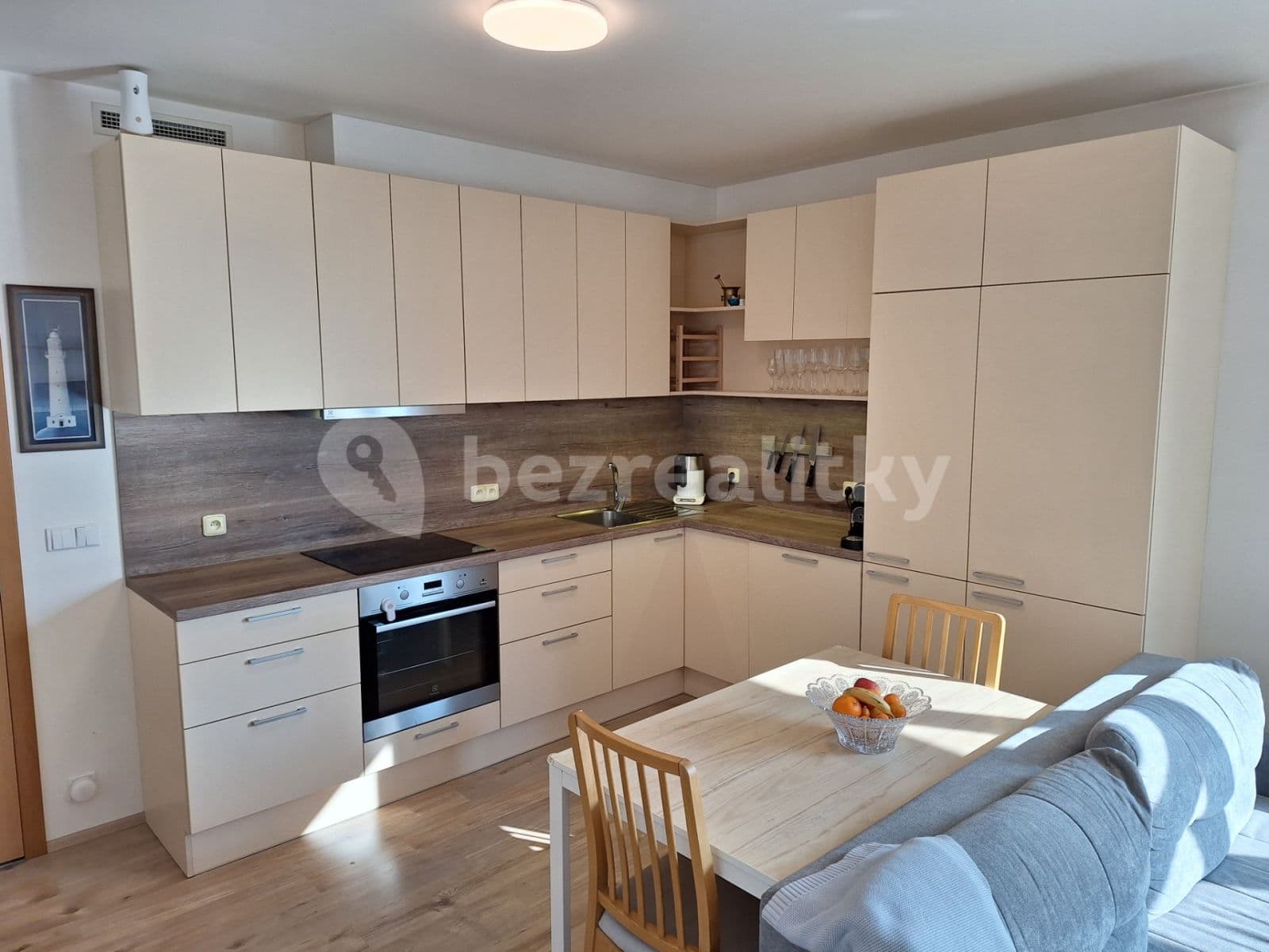 1 bedroom with open-plan kitchen flat to rent, 51 m², Karlická, Prague, Prague 1 bedroom with open-plan kitchen flat to rent, 51 m², Karlická, Prague, Prague