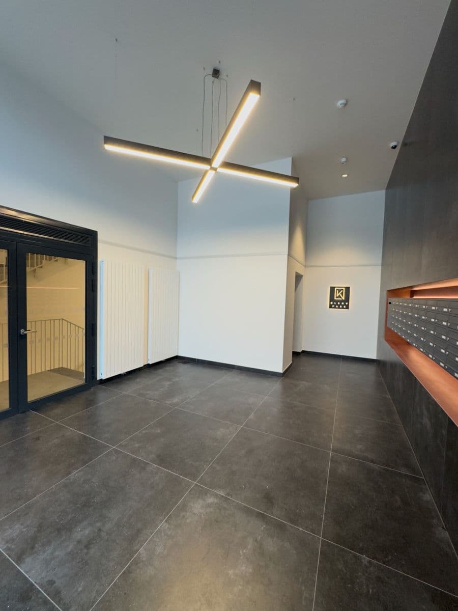 1 bedroom with open-plan kitchen flat to rent, 54 m², Kolbenova, Prague, Prague 1 bedroom with open-plan kitchen flat to rent, 54 m², Kolbenova, Prague, Prague