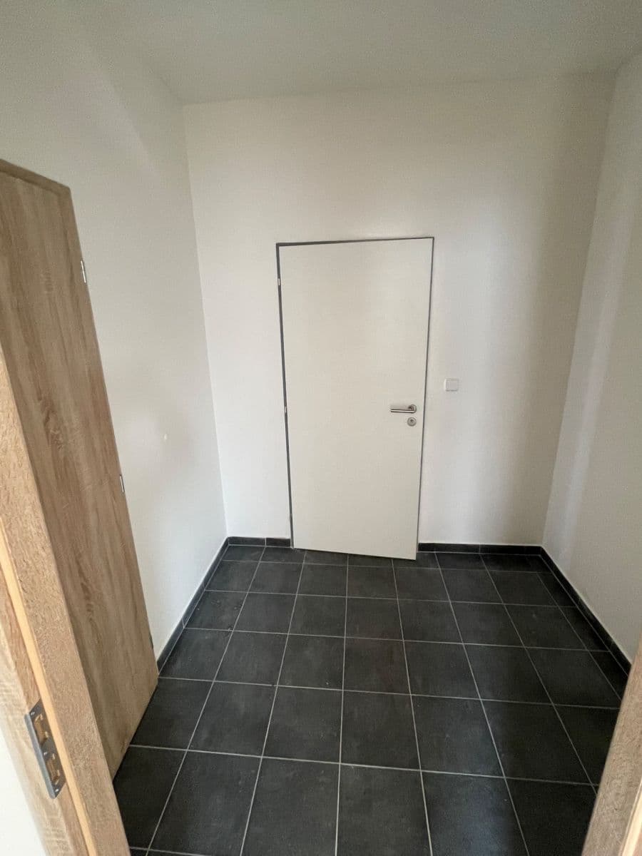 Studio flat to rent, 30 m², Ptice, Středočeský Region Studio flat to rent, 30 m², Ptice, Středočeský Region