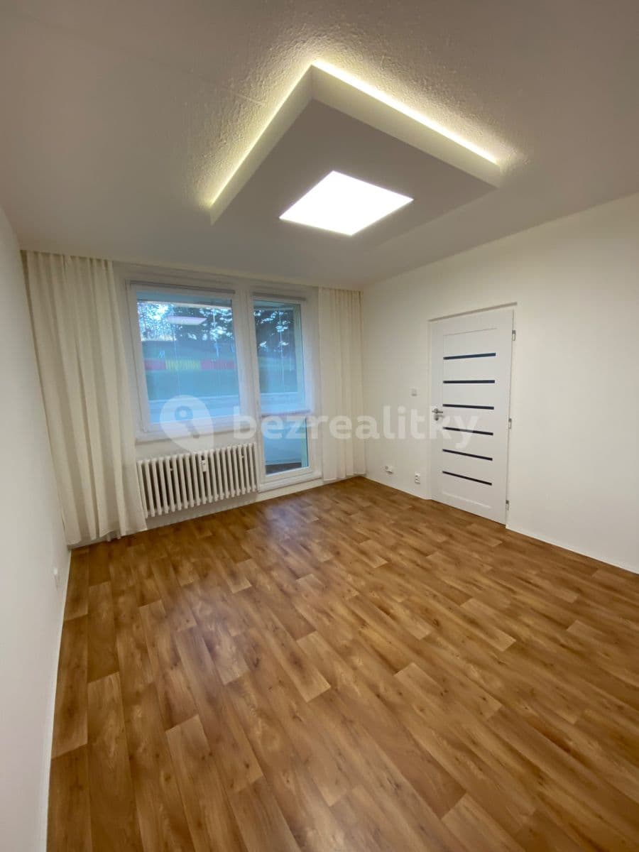 3 bedroom flat to rent, 74 m², Pod Soudním vrchem, Znojmo, Jihomoravský Region 3 bedroom flat to rent, 74 m², Pod Soudním vrchem, Znojmo, Jihomoravský Region